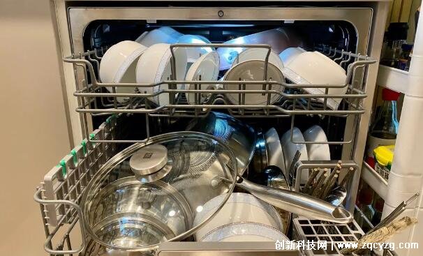 家用洗碗机到底实不实用，很实用(但大型餐具和特殊材质不能洗)