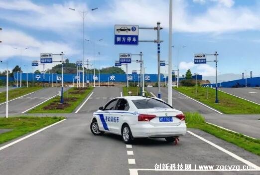 考驾照科目二多少分及格，小车80分及格/大车90分及格